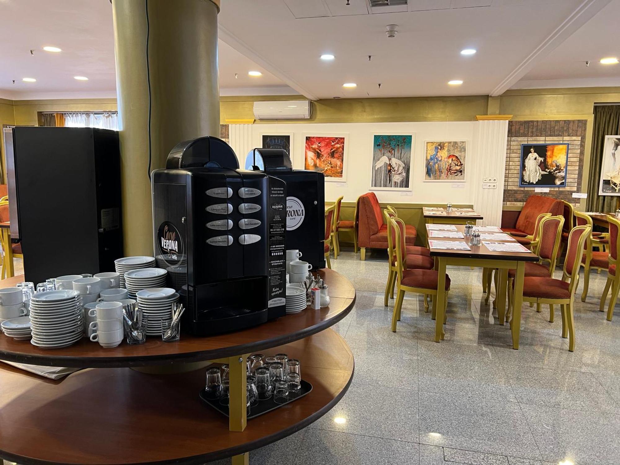 Actor Hotel Budapest — Photos 2